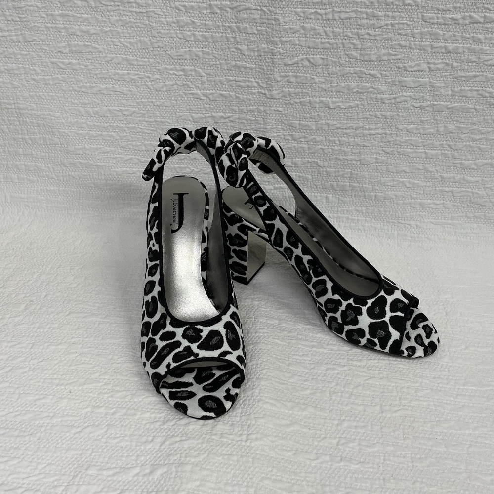 J.Renee Pump